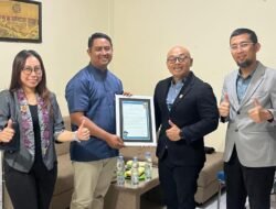 PLN Icon Plus Kunjungi dan Berikan Apresiasi kepada Pelanggan Setia